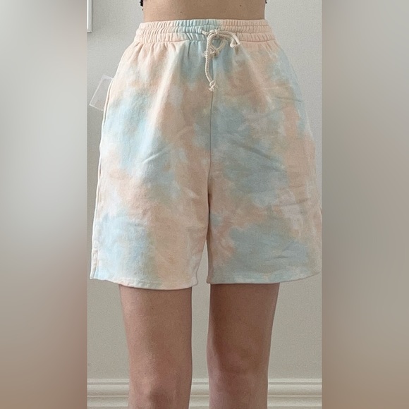NWT Emory Park Lanie Tie Dye French Terry Shorts Peach Tie Dye - Picture 1 of 5